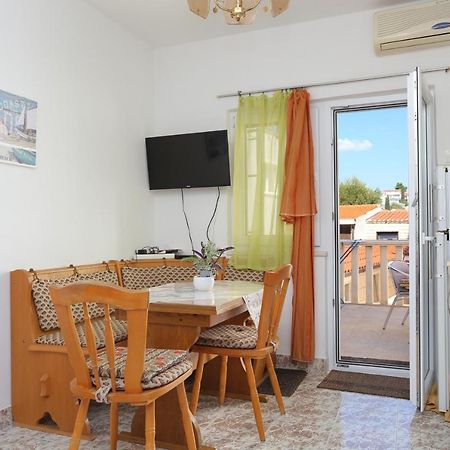 Apartments By The Sea Businci, Ciovo - 9450 Trogir Eksteriør bilde