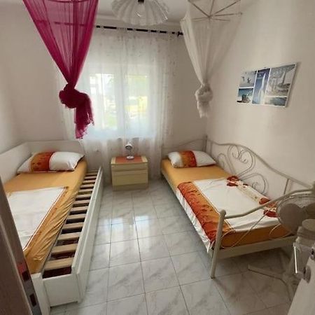 Apartments By The Sea Businci, Ciovo - 9450 Trogir Eksteriør bilde