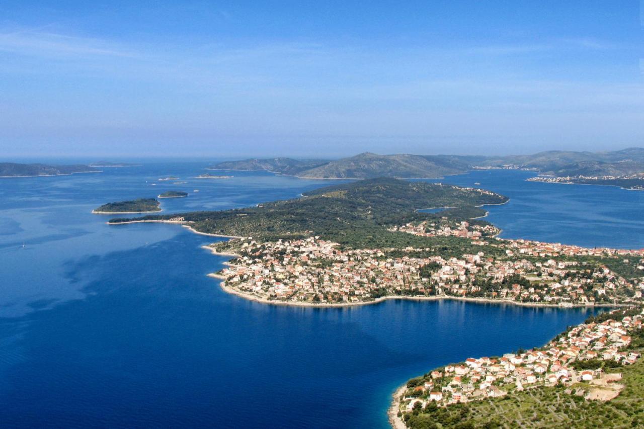 Apartments By The Sea Businci, Ciovo - 9450 Trogir Eksteriør bilde