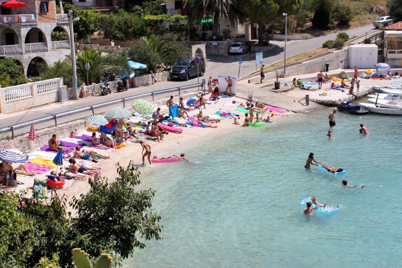 Apartments By The Sea Businci, Ciovo - 9450 Trogir Eksteriør bilde