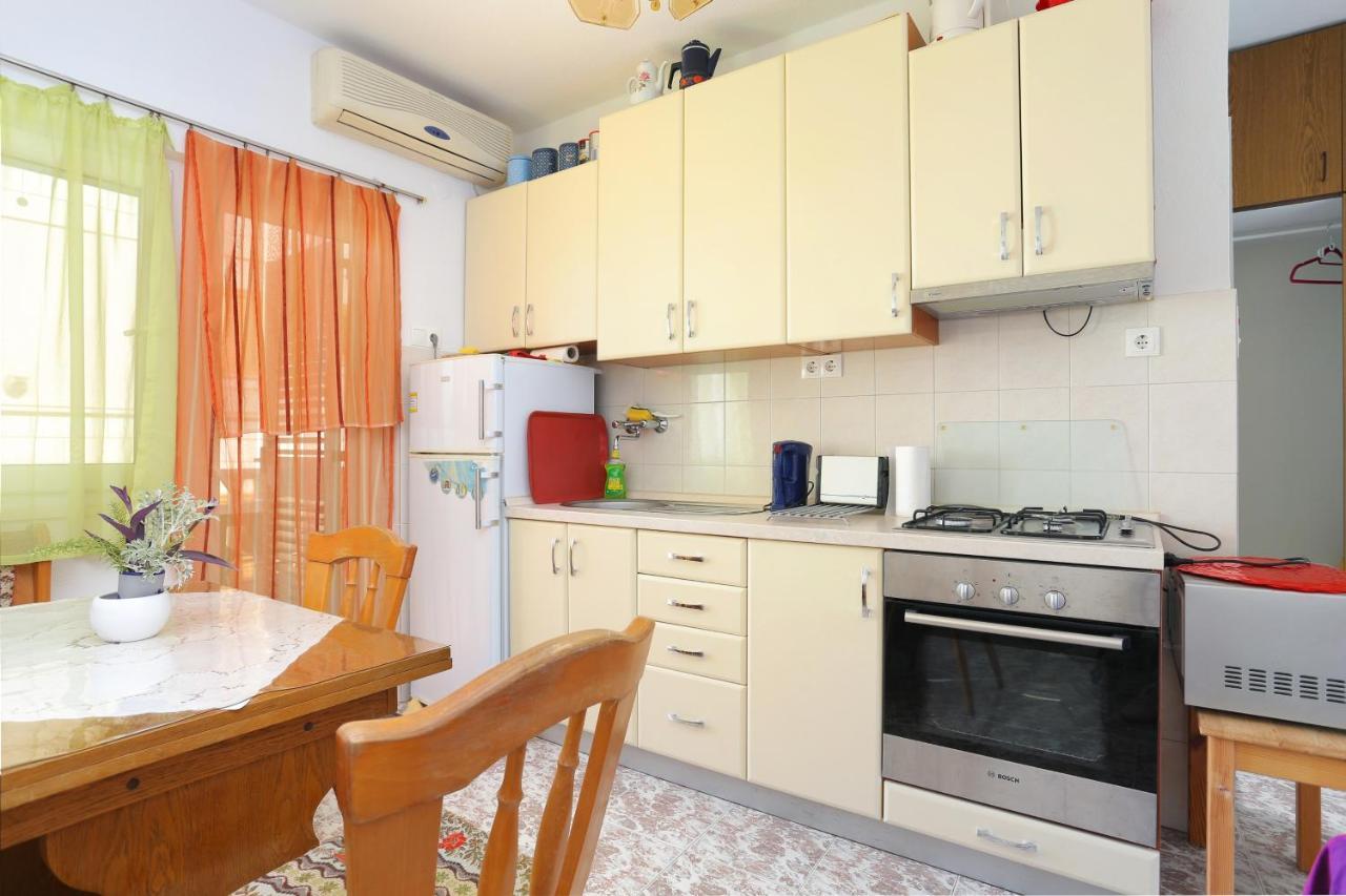 Apartments By The Sea Businci, Ciovo - 9450 Trogir Eksteriør bilde